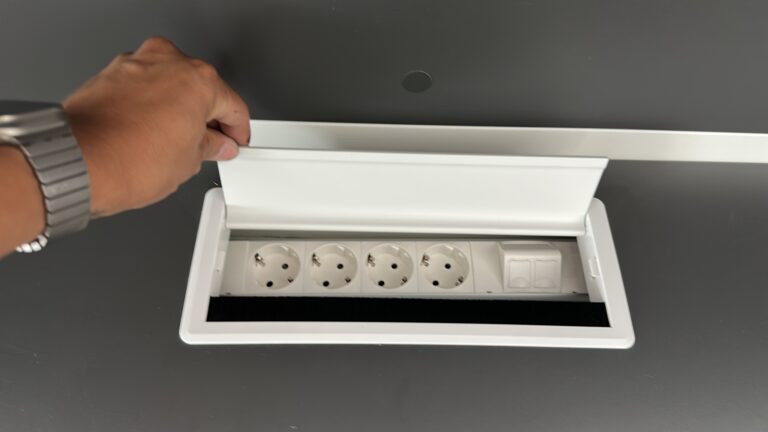 33F8CC52-2269-46A8-B906-F6BA9A2E2952